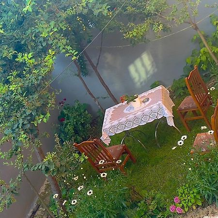 Guri Guest House Pogradec Bagian luar foto